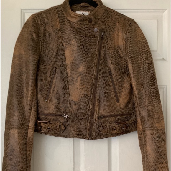 WE THE FREE PEOPLE, PRETTY IN PYTHON WOMAN’S VEGAN LEATHER MOTO JACKET. NWT - Picture 9 of 11